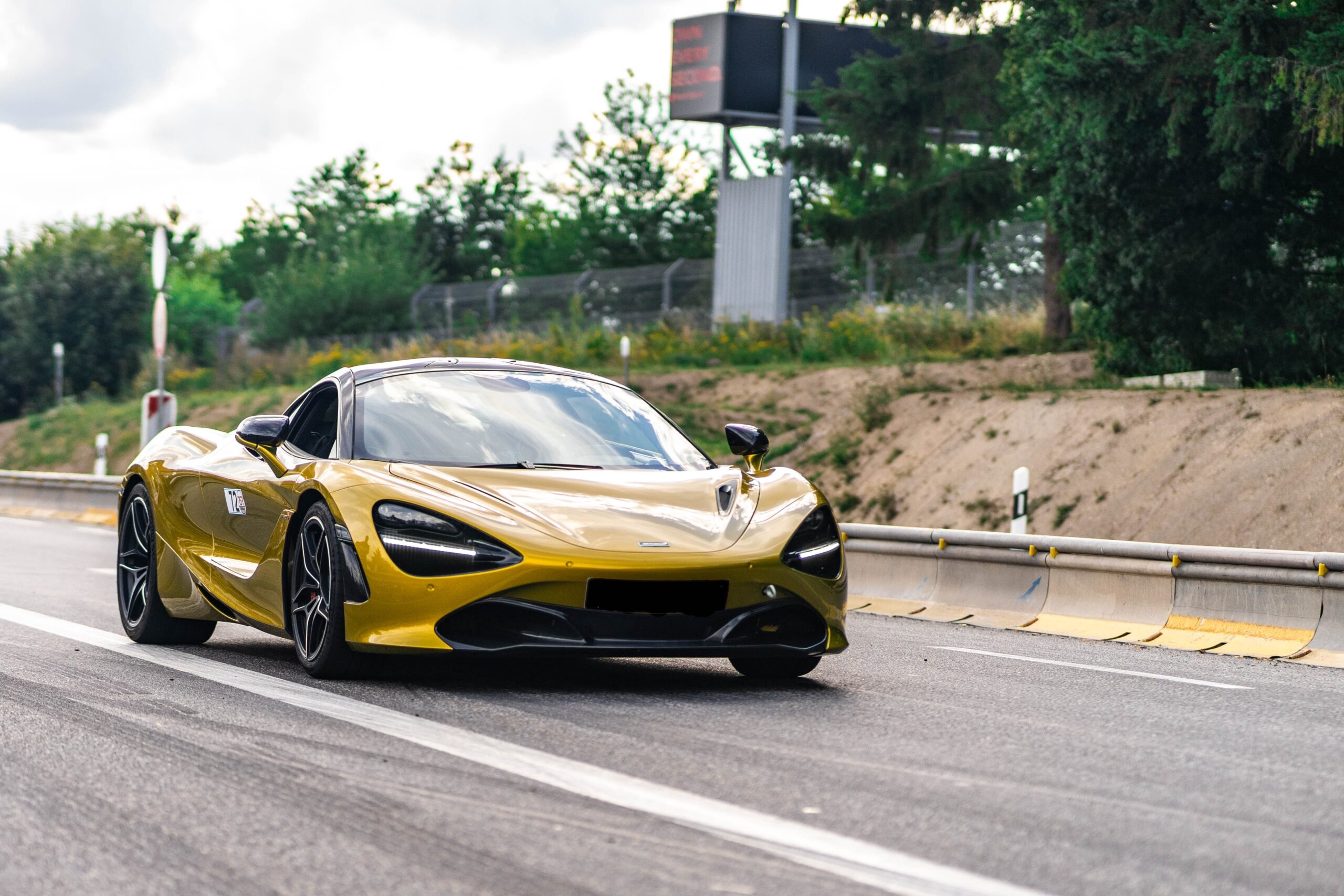 You are currently viewing McLaren 720S To Be Discontinued After Selling Out in 2024